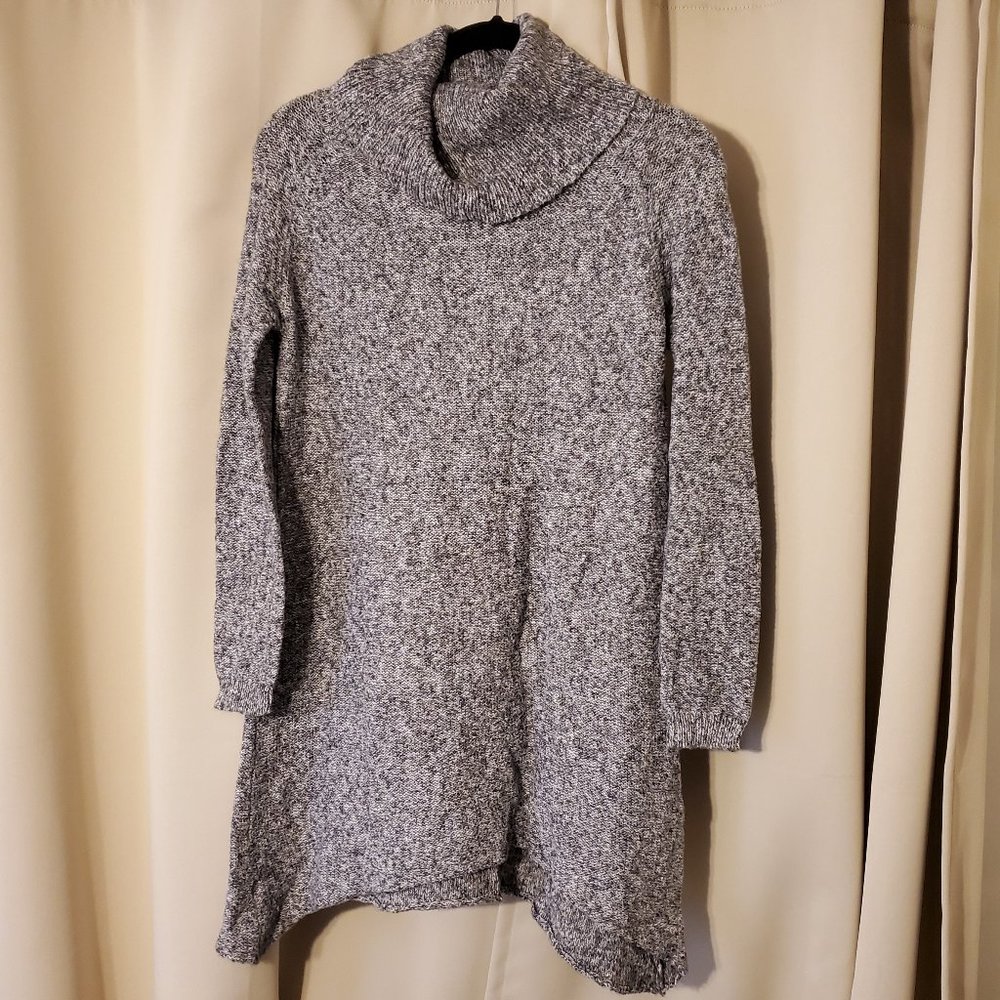 Grey knit sweater/dress